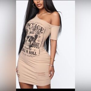 Fashion Nova Damsel In Distressed Graphic Mini Dress - Mocha XL
